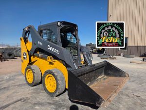John Deere 318G