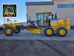 John Deere 770D