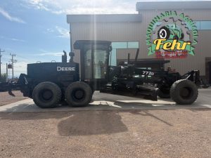 MOTOCONFORMADORA JOHN DEERE MODELO 772D 6X6